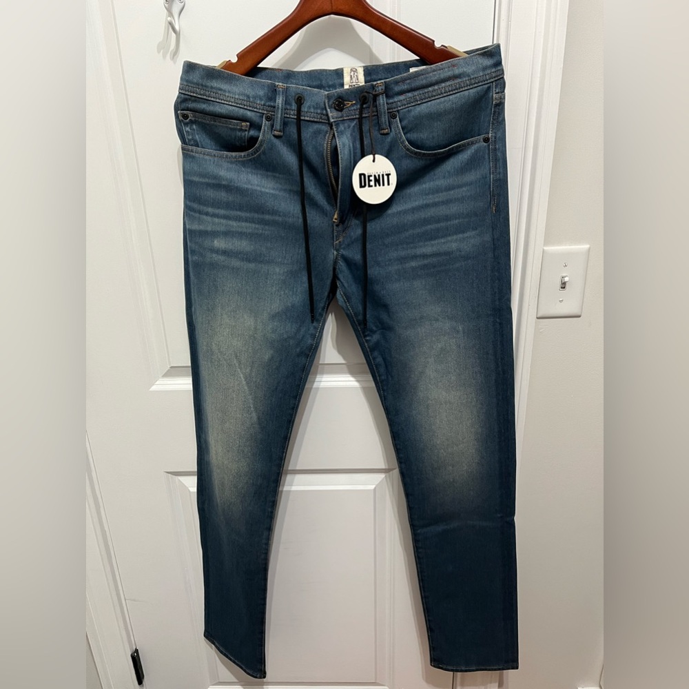 NWT Kato Denit Jeans 34